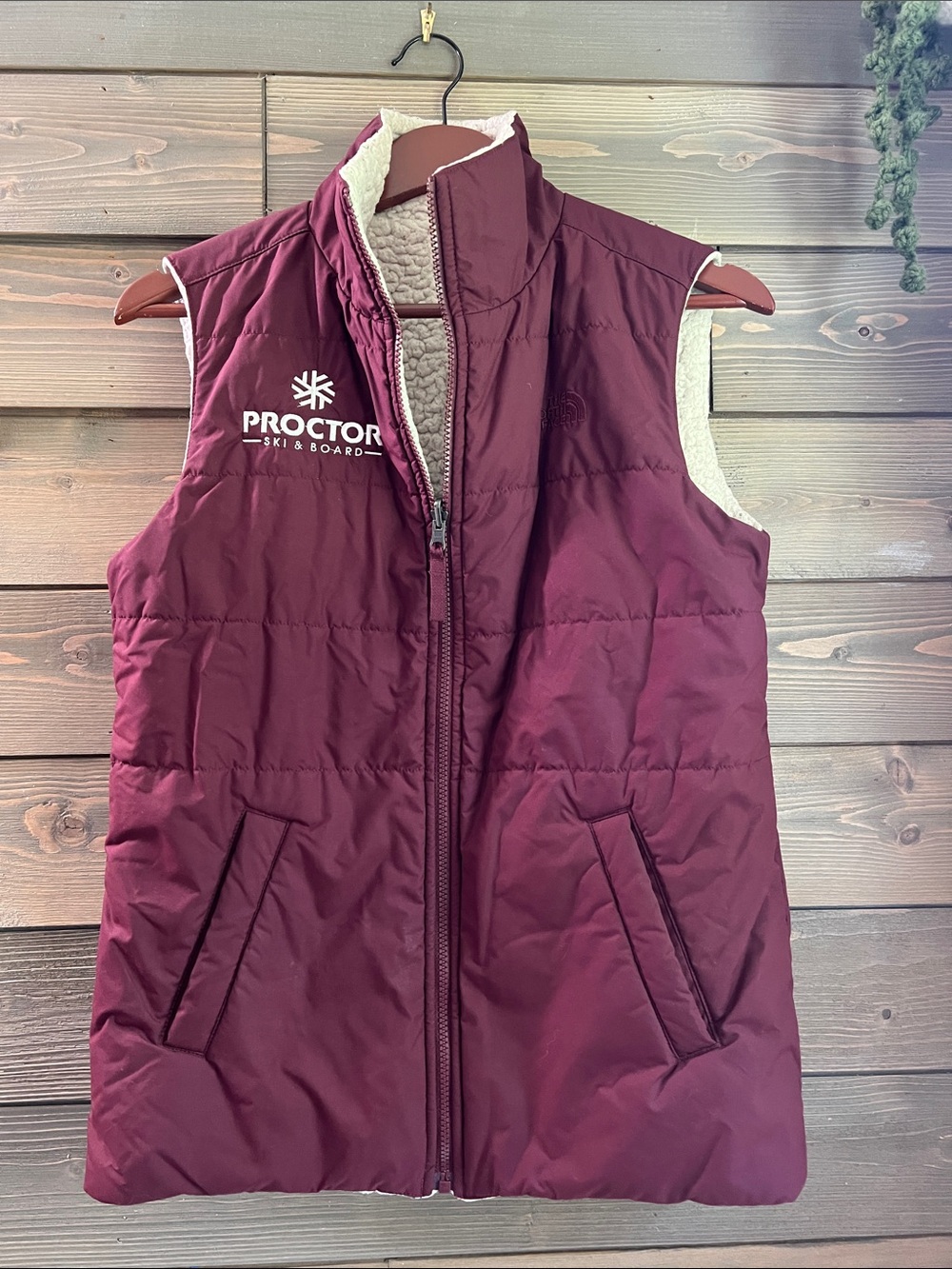 The North Face Proctor Ski & Board Burgundy Quilted Vest
